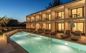 Thera Luxury Living